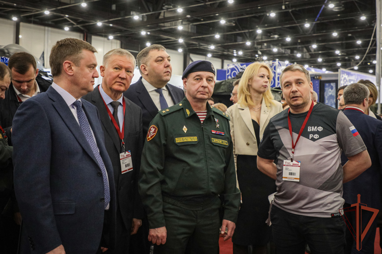 Выставка Росгвардии «ЭКСПОТЕХНОСТРАЖ. День передовых технологий» открылась в Санкт-Петербурге (видео)