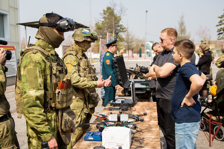 Грамоту Президента Российской Федерации вручили хабаровскому батальону оперативного назначения