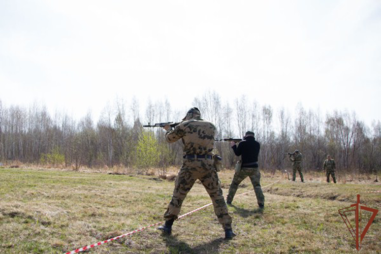 В Хабаровске прошел чемпионат округа по стрельбе из боевого ручного стрелкового оружия