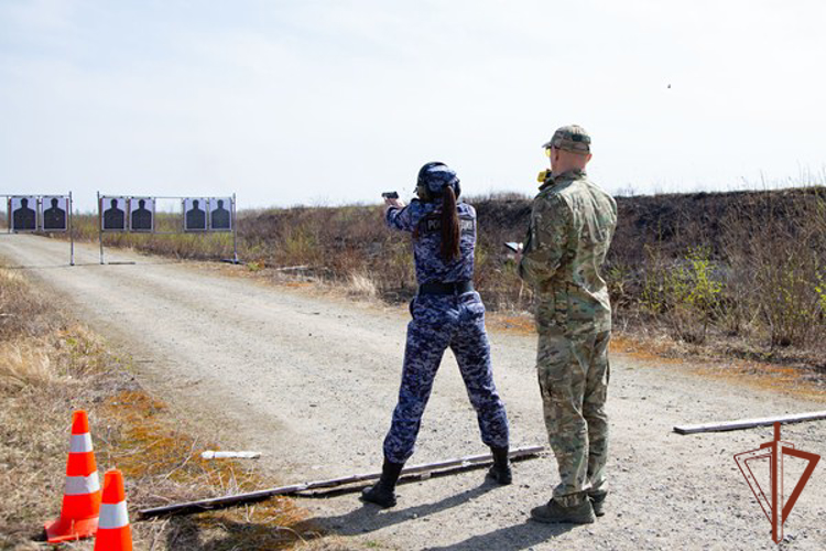 В Хабаровске прошел чемпионат округа по стрельбе из боевого ручного стрелкового оружия
