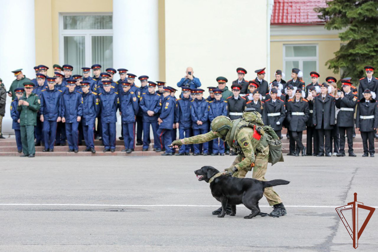 В дивизии имени Ф.Э. Дзержинского состоялся военно-патриотический слёт «Кадет Росгвардии – наследник великой России» (видео)