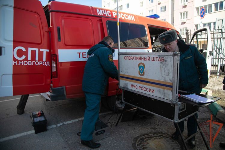 Совместные учения сотрудников Росгвардии и МЧС состоялись в Нижнем Новгороде