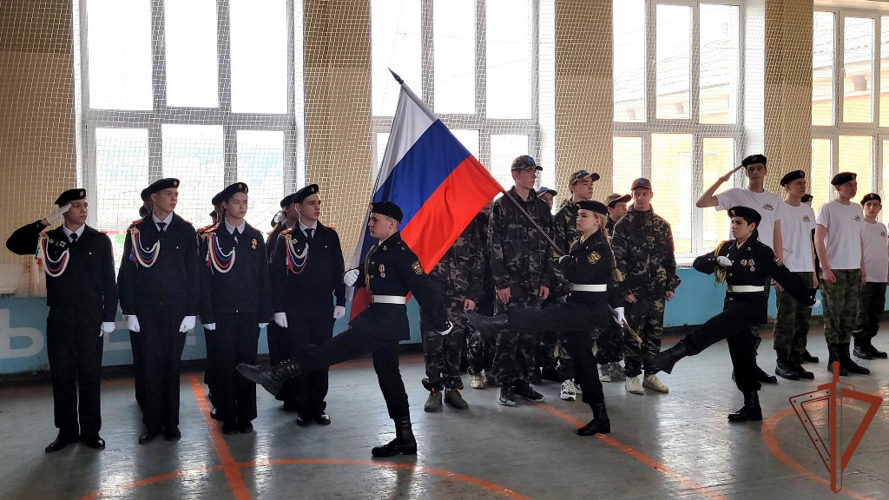 Росгвардия проводит работу по патриотическому воспитанию молодежи на Урале