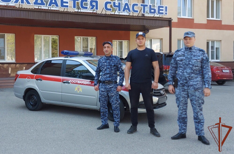 Росгвардейцы помогли экстренно доставить жительницу города Ессентуки в медучреждение