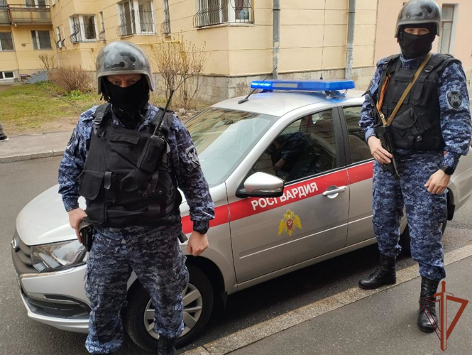 Росгвардейцы разыскали ушедшего из дома мальчика в Санкт-Петербурге