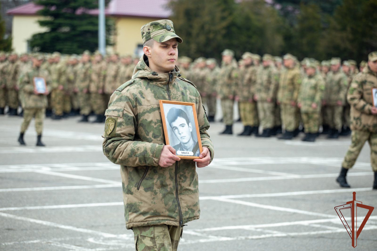 Вспомнили поименно: в софринской бригаде оперативного назначения Центрального округа Росгвардии прошел день памяти