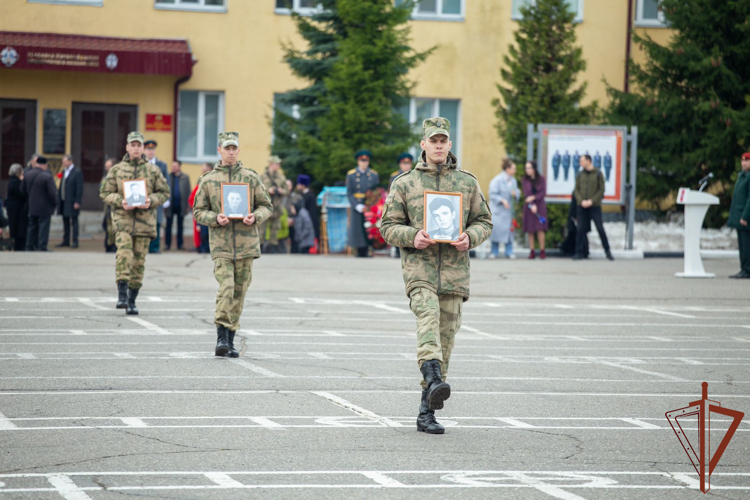 Вспомнили поименно: в софринской бригаде оперативного назначения Центрального округа Росгвардии прошел день памяти