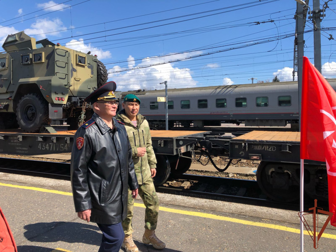 Росгвардейцы посетили выставку тематического поезда «Сила в правде» в регионах Сибири