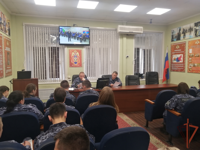 Сотрудники  Центра специального назначения вневедомственной охраны написали «Диктант Победы »