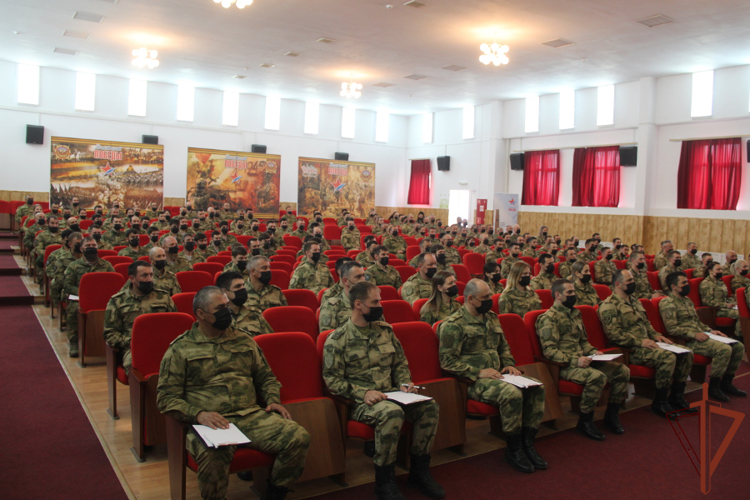 Росгвардейцы присоединились к акции «Диктант Победы» на Северном Кавказе