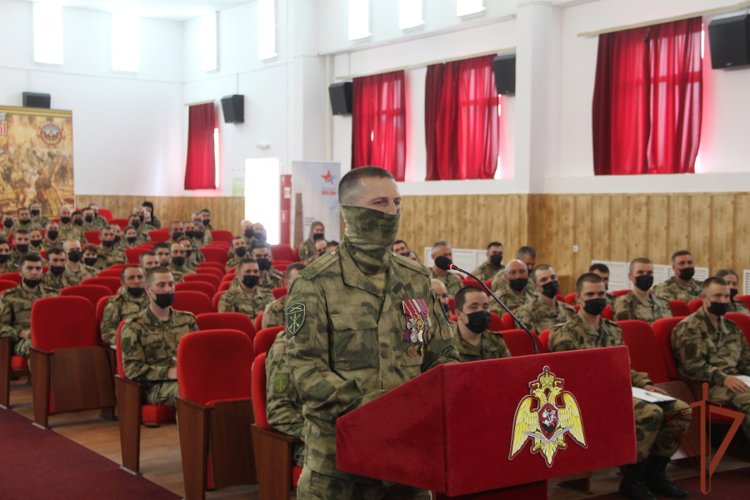 Росгвардейцы присоединились к акции «Диктант Победы» на Северном Кавказе