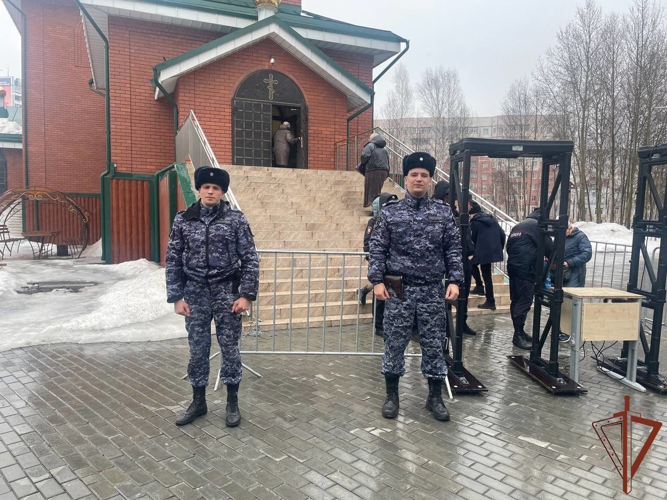 Росгвардия обеспечила безопасность Вербного воскресенья на Урале 