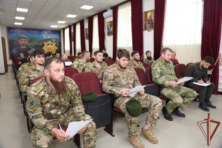 Росгвардейцы присоединились к акции «Диктант Победы» на Северном Кавказе