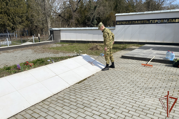 Росгвардейцы в Чеченской республике поддержали акцию «На страже памяти»