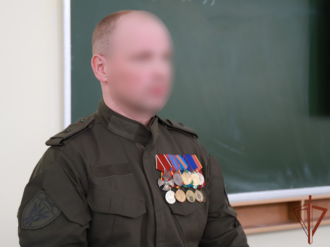 Росгвардейцы провели патриотические и памятные мероприятия с молодежью на Урале