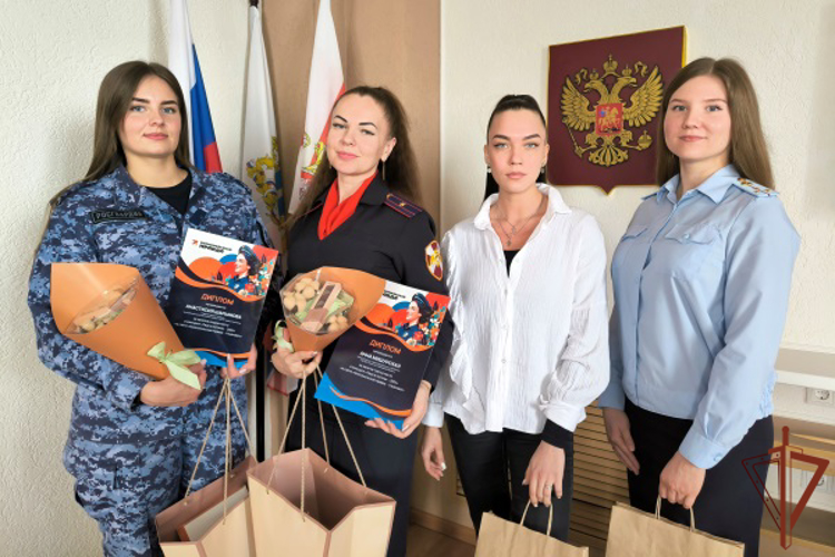 Сотрудницы Росгвардии стали победительницами конкурса «Леди в погонах — 2024» в Ульяновске