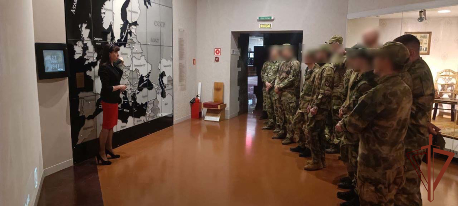 Росгвардейцы передали в фонды музея-заповедника «Прохоровское поле» в Белгороде трофеи из зоны СВО
