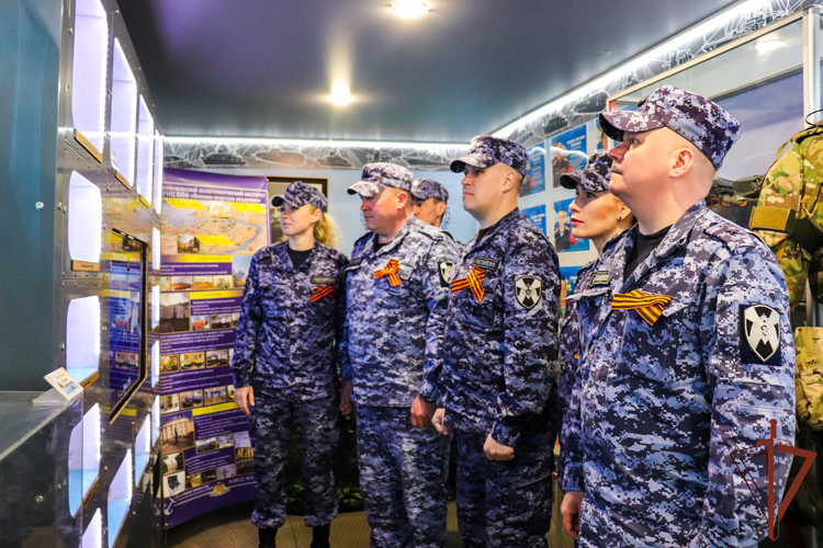 Росгвардия обеспечила безопасность посетителей агитационного поезда «Сила в правде» в Приволжском округе