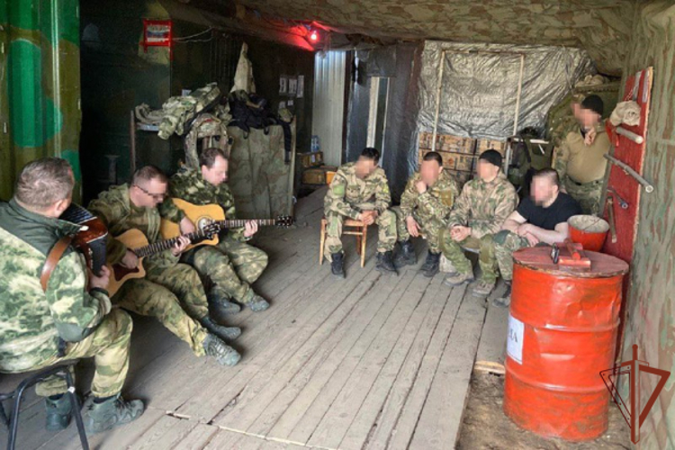 Военные музыканты Росгвардии дали концерты для бойцов ведомства в зоне проведения специальной военной операции (видео)