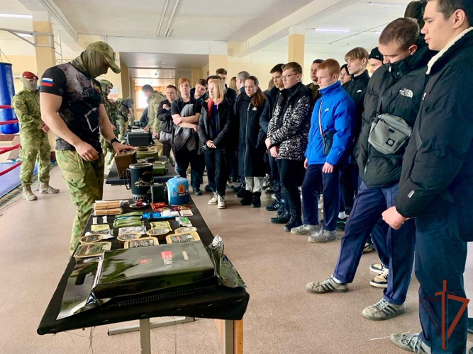 Дни открытых дверей прошли в воинских частях и территориальных управлениях Росгвардии в Приволжье