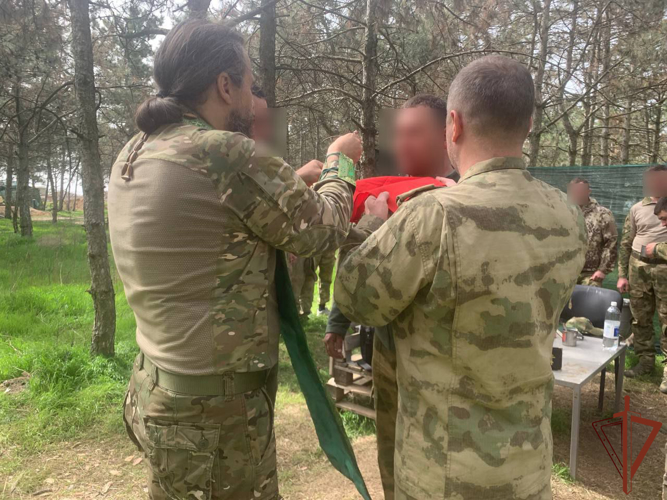 Военные священники посетили подразделения Росгвардии в Херсонской и Запорожской областях 