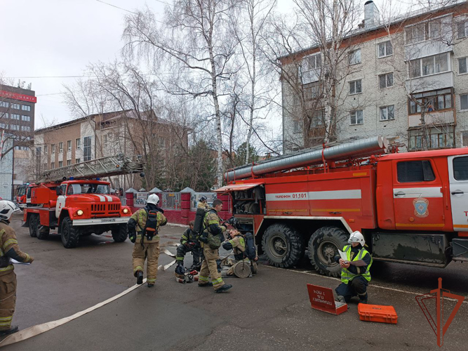 Совместные противопожарные учения Росгвардии и МЧС прошли в Томске