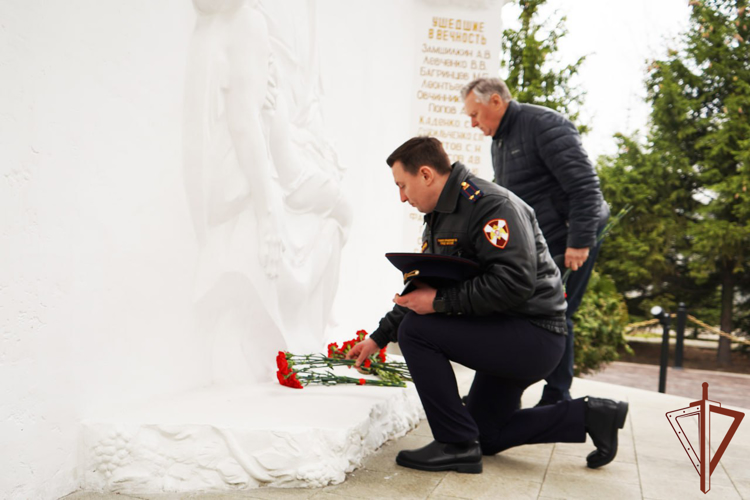В День памяти погибших сотрудников в Главном управлении Росгвардии по Москве прошли памятные мероприятия