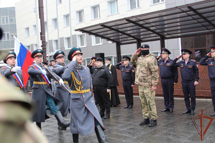 В Главном управлении по Москве встретили вернувшихся с командировки из районов СВО спецназовцев