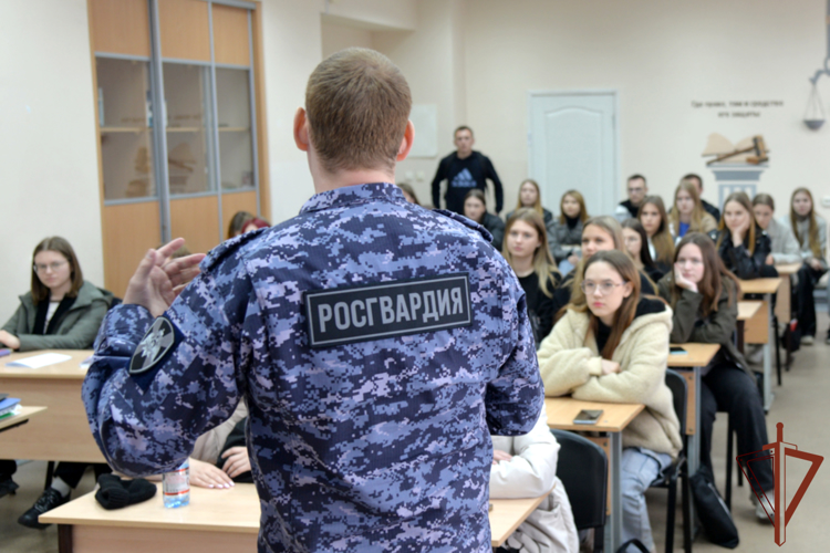 Росгвардейцы проводят социально значимые мероприятия на Урале