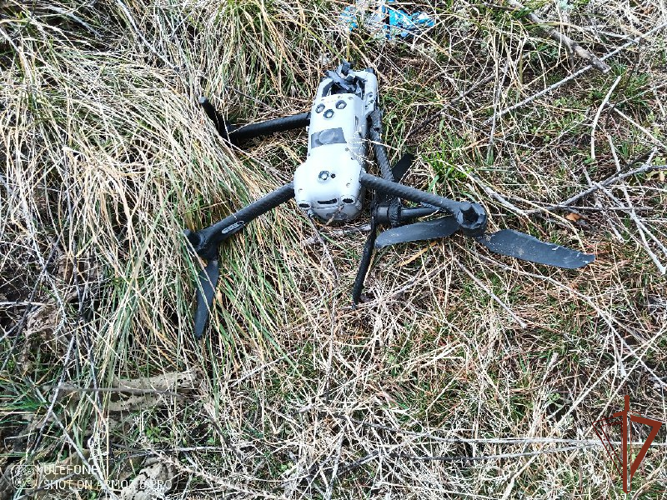 Росгвардейцы огнем из стрелкового оружия уничтожают беспилотники ВСУ