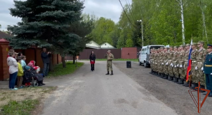 Главный военный клинический госпиталь войск национальной гвардии Российской Федерации присоединился к акции  «Парад у дома Ветерана»  