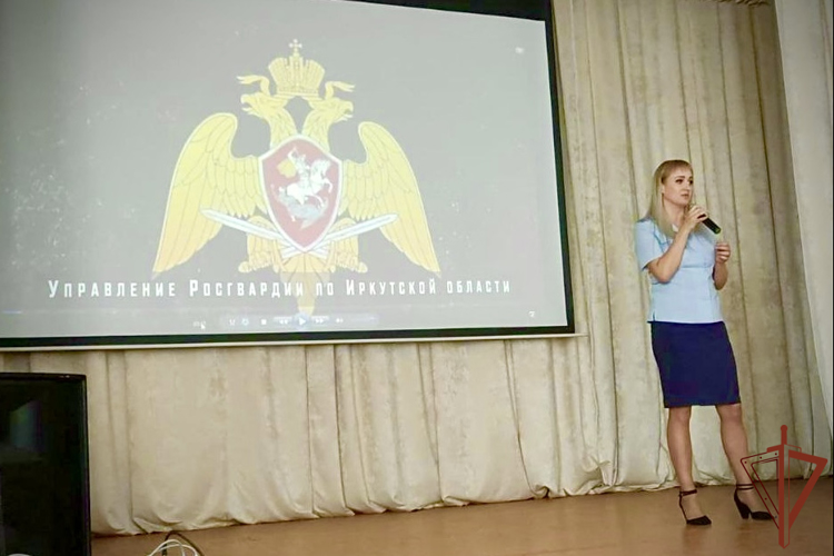 Росгвардия продолжает работу по патриотическому воспитанию молодежи в Сибири