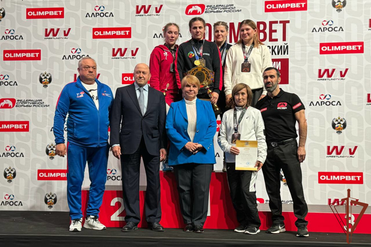 Спортсменка Росгвардии стала призером предолимпийского чемпионата России по вольной борьбе
