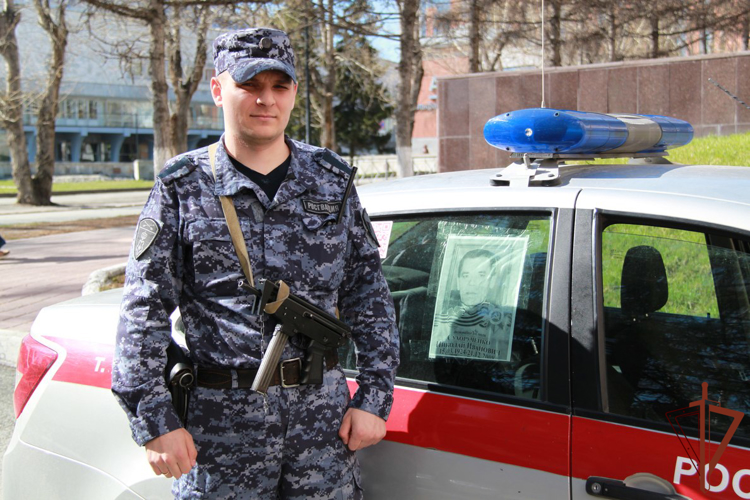 Ко всероссийской акции «Бессмертный автополк» присоединились росгвардейцы в Сибири