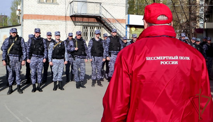 Ветераны и сотрудники Росгвардии в Тюменской области поддержали всероссийскую акцию «Бессмертный автополк»
