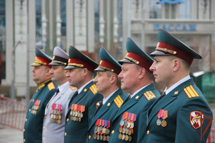 Награждение участников парадного расчета Росгвардии прошло в Екатеринбурге