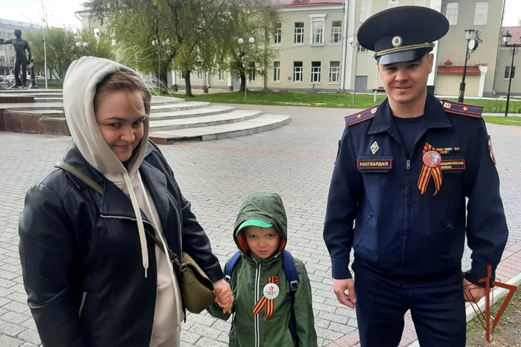 Всероссийская акция «Георгиевская ленточка» продолжается на Урале