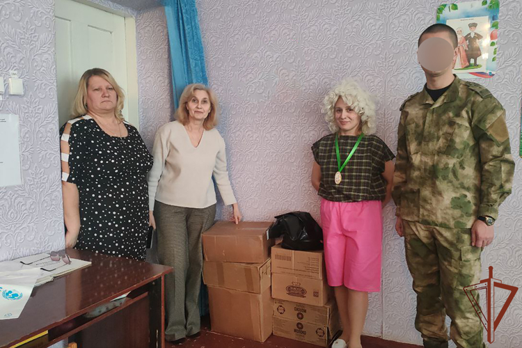 Росгвардейцы оказали помощь жителям населенного пункта в ДНР