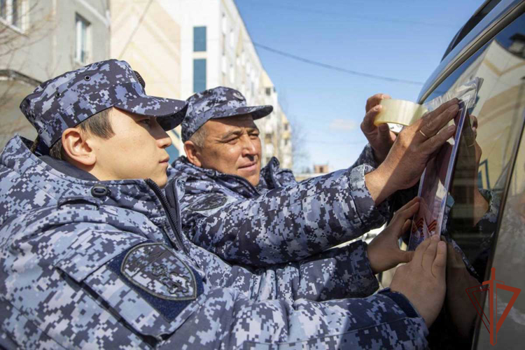 Росгвардейцы поддержали Всероссийскую патриотическую акцию «Бессмертный автополк» на Ямале