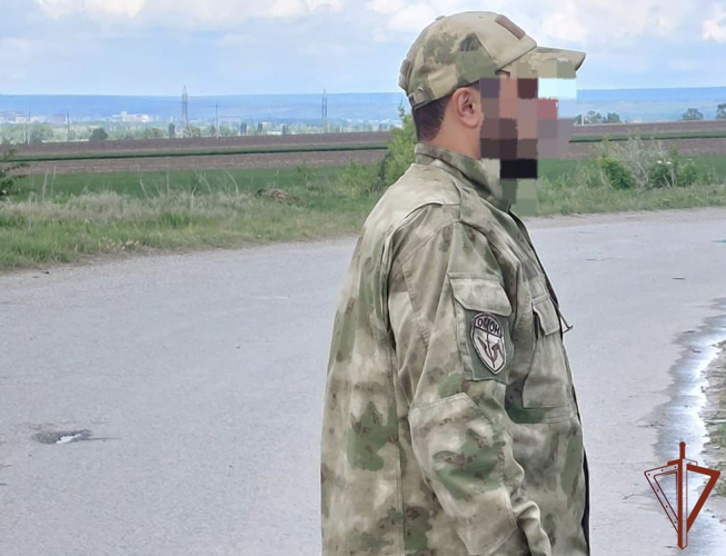 Сотрудник Росгвардии оказал помощь пострадавшим в ДТП в Карачаево-Черкесии
