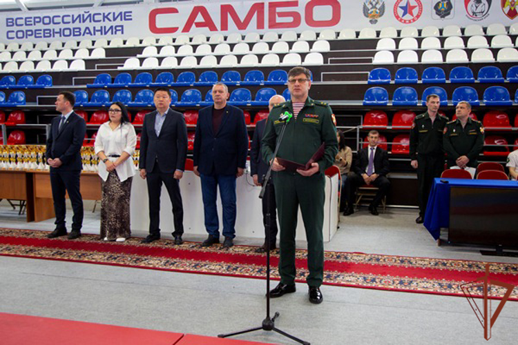 В Хабаровске завершился чемпионат по самбо памяти погибших бойцов Росгвардии