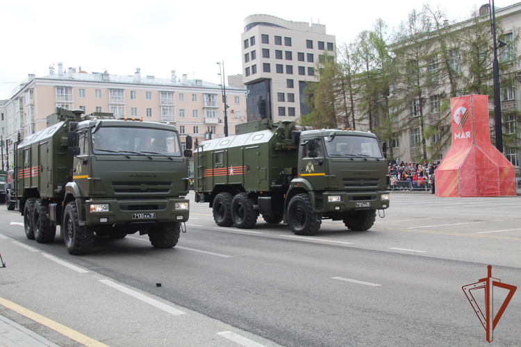 ВОЕННОСЛУЖАЩИЕ ПЕРМСКОГО ВОЕННОГО ИНСТИТУТА ВОЙСК НАЦИОНАЛЬНОЙ ГВАРДИИ РОССИЙСКОЙ ФЕДЕРАЦИИ ПРИНЯЛИ УЧАСТИЕ В ПАРАДЕ ПОБЕДЫ НА ОКТЯБРЬСКОЙ ПЛОЩАДИ ГОРОДА ПЕРМИ.