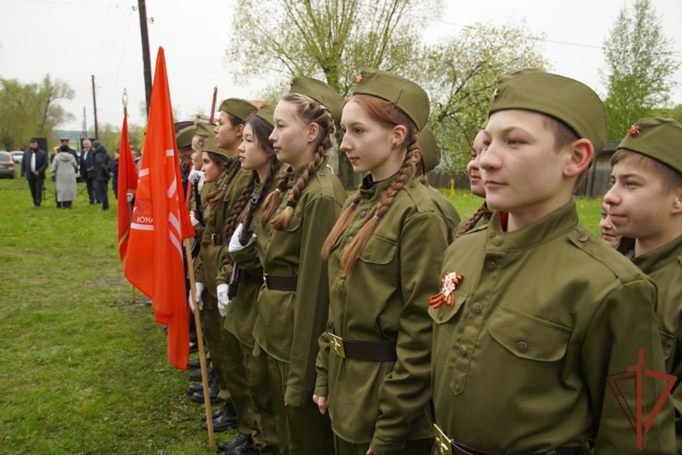 Военный оркестр «Волжские берега» поздравил ветеранов Великой Отечественной войны с Днем Победы