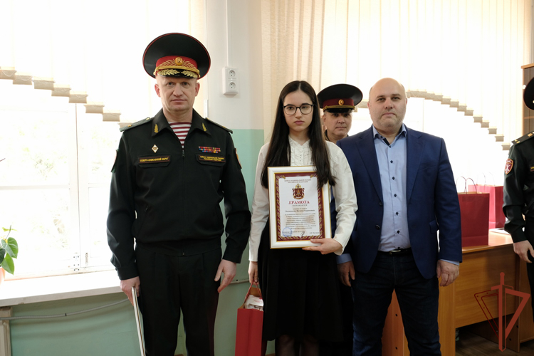Именную аудиторию открыла Росгвардия в Махачкале 