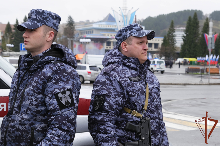 Росгвардия обеспечила безопасность перовомайских праздничных мероприятий на территории Сибири