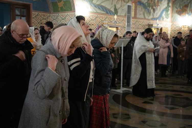 В главном храме Росгвардии прошло пасхальное богослужение