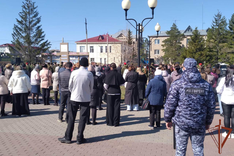 Росгвардия обеспечила безопасность перовомайских праздничных мероприятий на территории Сибири