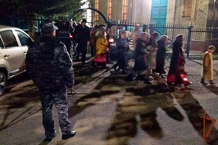 Росгвардия обеспечила безопасность празднования православной Пасхи в Приволжье