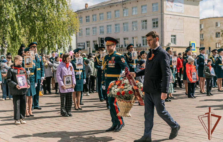 Росгвардейцы приняли участие в парадах и торжественных маршах в Приволжье