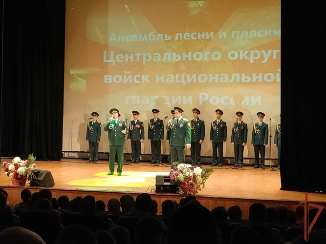 Ансамбль песни и пляски Центрального округа Росгвардии выступил в Калуге